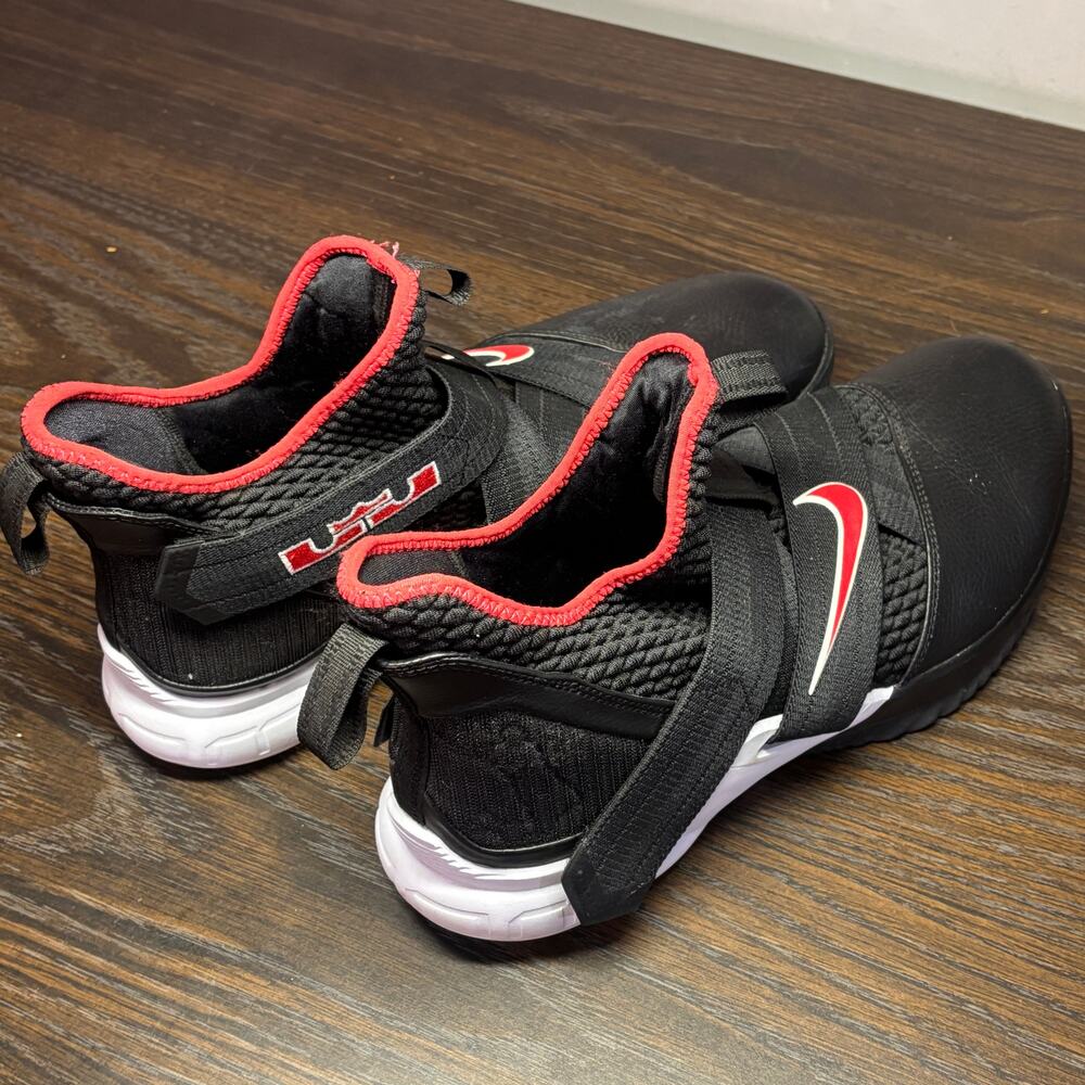 Nike LeBron Soldier 12 Bred US 12 Black Red Sneakers Athletic Shoes AO2609-001 - Picture 11 of 11